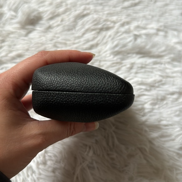 BALENCIAGA LEATHER SUNGLASSES CASE WITH CLEANING CLOTH BLACK - Picture 11 of 13